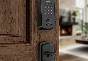 Умный замок Kwikset Aura Reach: экономия без излишеств