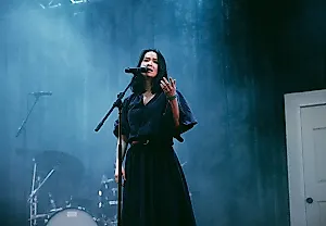 Mitski запускает телефонный флешмоб: новый альбом на подходе?