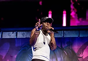 Lil Uzi Vert снова на вершине: сингл 'What You Saying' лидирует в чартах