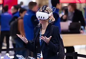 Meta закрывает три VR-студии: время собирать виртуальные чемоданы