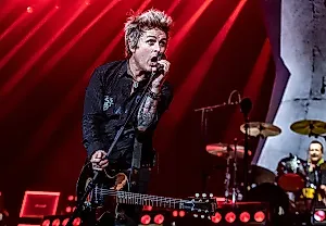 Green Day откроют Супербоул 2026