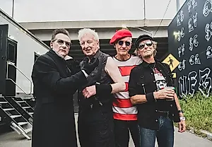 «The Damned» вспоминают 50 лет панка и прощаются с Брайаном Джеймсом