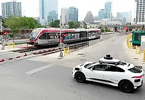 NTSB расследует беспилотники Waymo: почему они «не видят» школьные автобусы в Остине