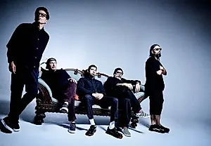 Deftones продали права