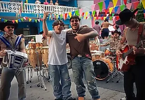 Xavi и Frontera рвут чарты