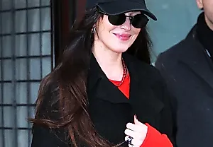 Dakota Johnson затмила Неделю моды