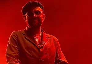 Альбарн и Gorillaz шагают на SNL