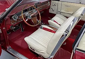 Маскарад на колесах: как Pontiac Bonneville 1965 года притворялся люксовым авто