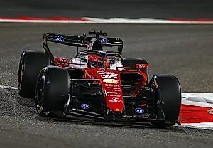 F1 уводят на два экрана