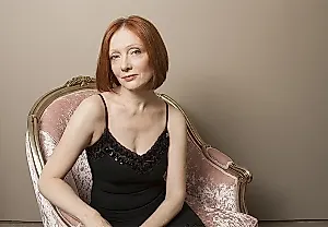Певица Зарубина: генетика, сцена и страх врачей