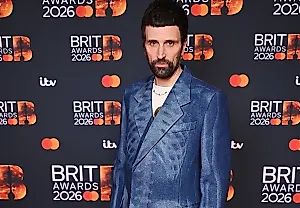 Kasabian готовят смесь из Oasis, Radiohead и Fred Again