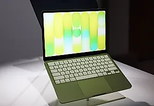 Apple делает нетбук, которого клялся не делать