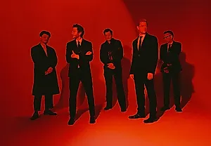 Interpol стартуют без сюрпризов