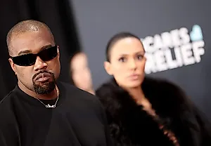 Суд против Ye
