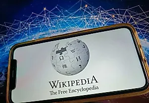 Википедия и её танцы с ботоводами