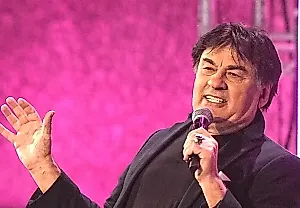 Серов и его 75-летие: без сцены, но с интригами