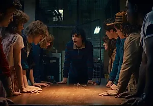 Музыка из Stranger Things оживает