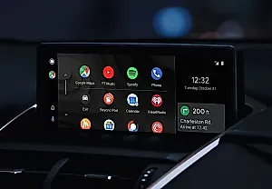YouTube пришёл в Android Auto, но с подвохом