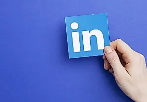 Тайный шпионаж LinkedIn