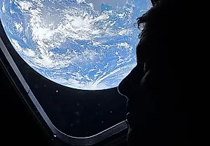 Айфон и космос