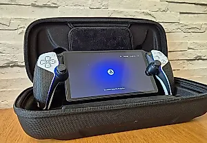 Лучший чехол для PlayStation Portal