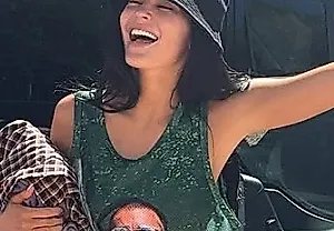 Кайли Дженнер на Coachella 2026
