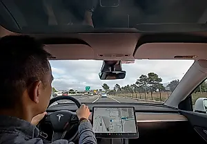 Нидерланды допустили FSD Tesla