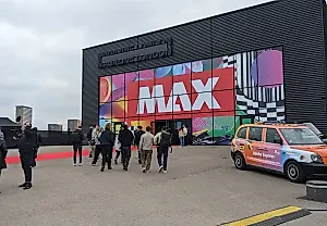 Adobe Max London 2025: магия или абсурд?