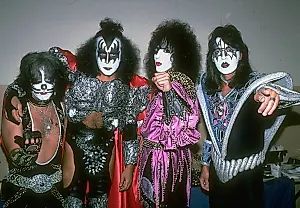 KISS готовят аватар-шоу в Лас‑Вегасе