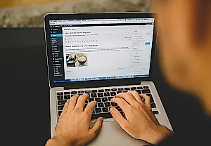 Атака на сайты WordPress