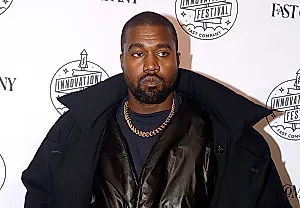 Кончерты Ye под ударом