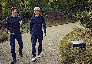 Смена власти в Apple