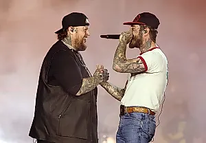 Post Malone отменил старт турне с Jelly Roll ради нового альбома