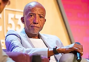 Кевин Лайлс на скамье подсудимых за домогательства и изнасилование