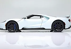 Ford GT Diamond Blue: легенда среди музейных суперкаров