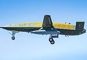 Дрон MQ-25 Stingray: первая заправочная беспилотная над морем