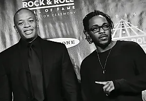 Kendrick Lamar и Dr. Dre вернулись в родную школу