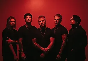 From Ashes to New впервые возглавили радиочарт с песней «Drag Me»