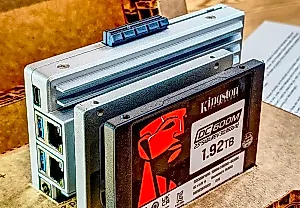 Обзор мини NAS IceWhale ZimaBoard 2