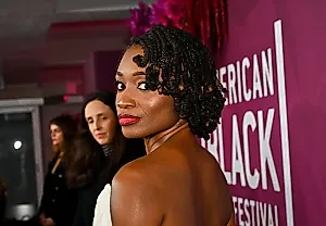 Как Aleshea Harris превратила драмы и абсурд в кино