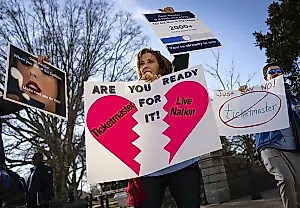 ‘Sweetheart Deal’: Lawmakers Slam Live Nation’s DOJ Settlement & Urge Ticketmaster Breakup