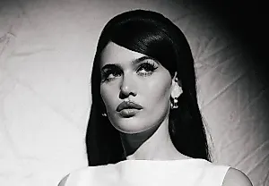 Sienna Spiro лидирует в музыкальных чартах