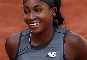 Coco Gauff выступила на Roland Garros 2026 в уникальном платье от New Balance