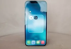 Как запустить локального ИИ-чатбота на своём iPhone