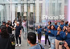 Тарифы Apple: 900 миллионов за квартал и дедовские жесты против Трампа!