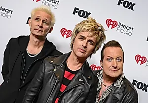 Green Day на Аллее Славы: Панк-рок и черный юмор на фоне инсульта