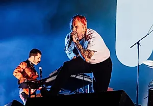 IDLES: Музыка памяти и музейных грёз