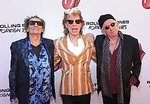 The Rolling Stones запускают подкаст «Speaking In Tongues» с Робертом Смитом из The Cure, Эндрю Ваттом и другими