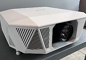 Epson QL7000: яркость с недостающей глубиной