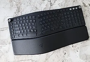 Razer Pro Type Ergo – не только для игроманов?